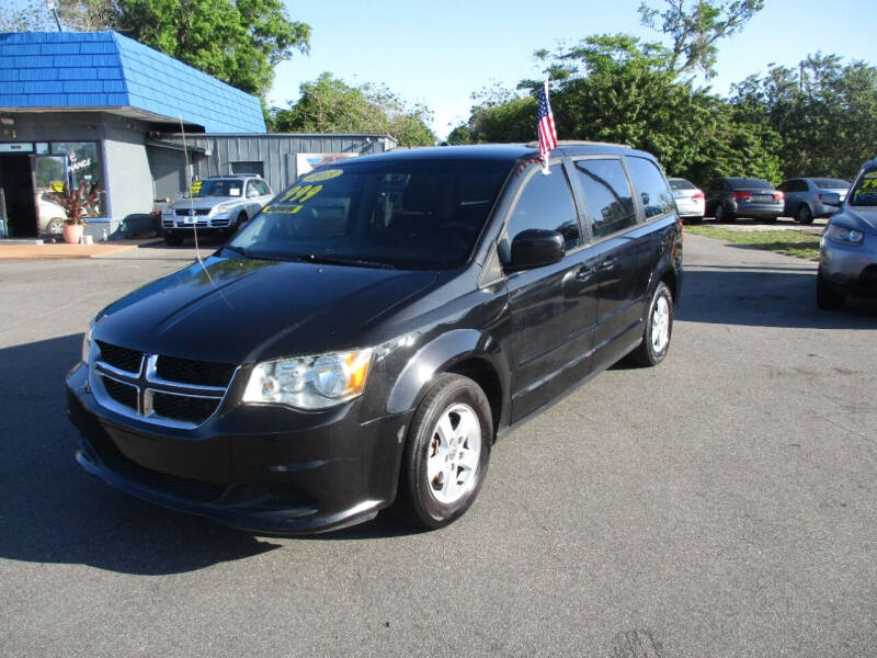 2013 Dodge Grand Caravan for sale at AUTO BROKERS OF ORLANDO in Orlando FL