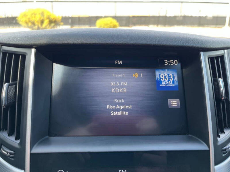 2022 Infiniti Q50 Luxe