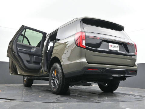 2025 Ford Expedition Tremor