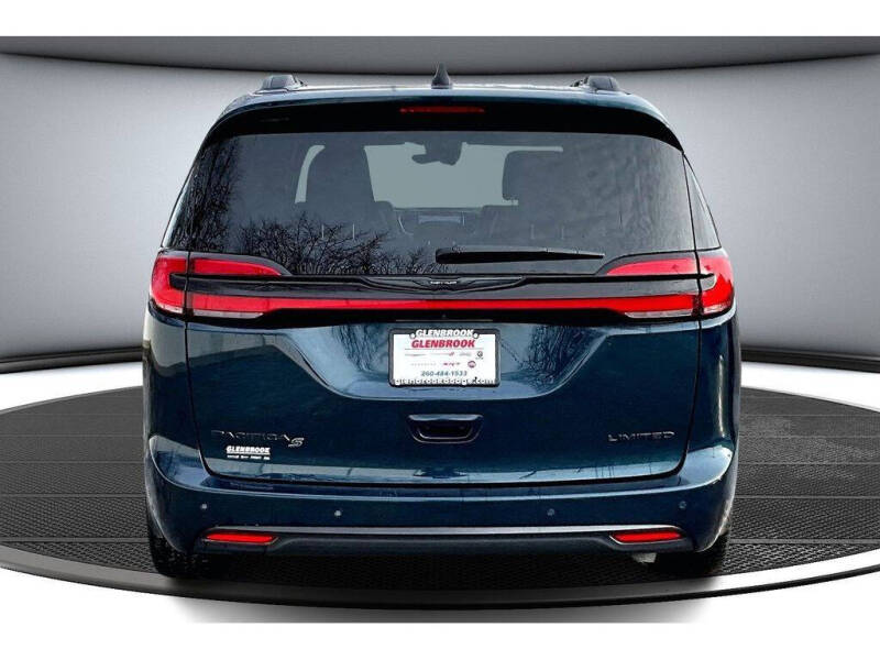 2025 Chrysler Pacifica Limited