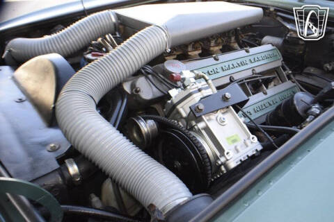 1976 Aston Martin V8 Vantage