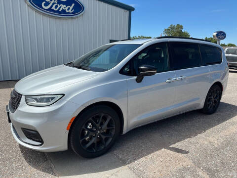 2024 Chrysler Pacifica Limited Photo
