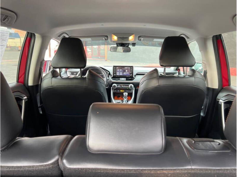 2019 Toyota RAV4 Adventure