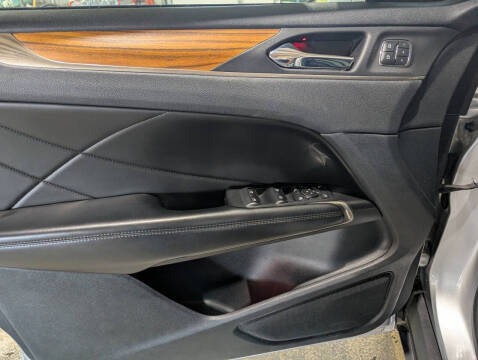 2017 Lincoln MKC Select