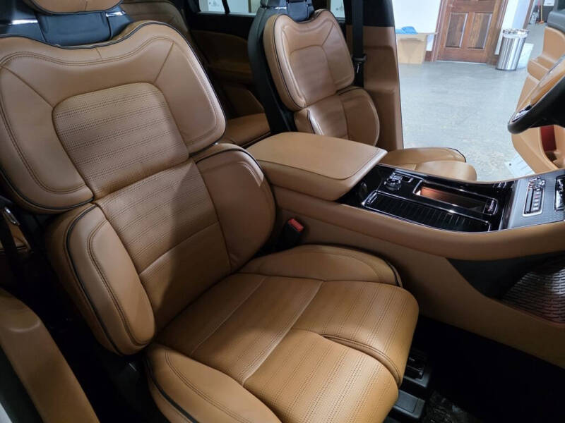 2025 Lincoln Aviator Black Label