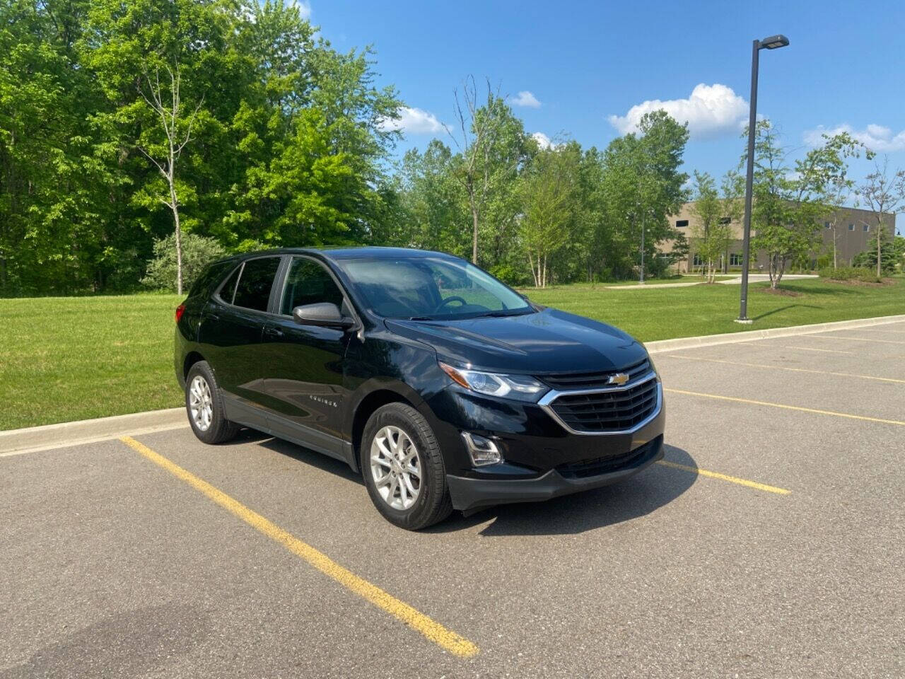 2020 Chevrolet Equinox for sale at ZAKS AUTO INC in Detroit, MI