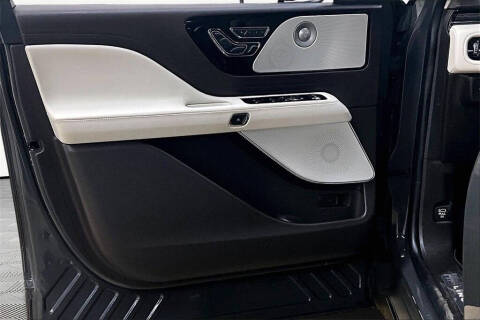 2022 Lincoln Aviator Black Label