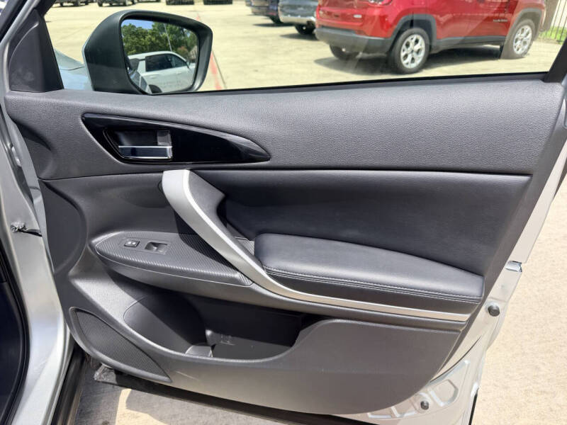 2025 Mitsubishi Eclipse Cross SE