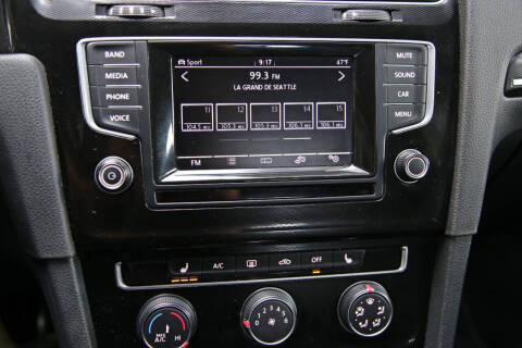 2015 Volkswagen Golf GTI SE