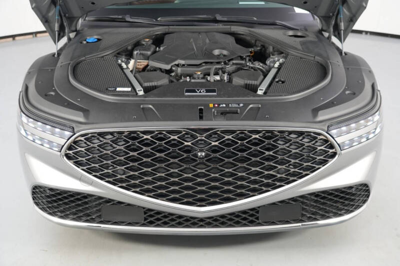 2024 Genesis G90 3.5T e-Supercharger