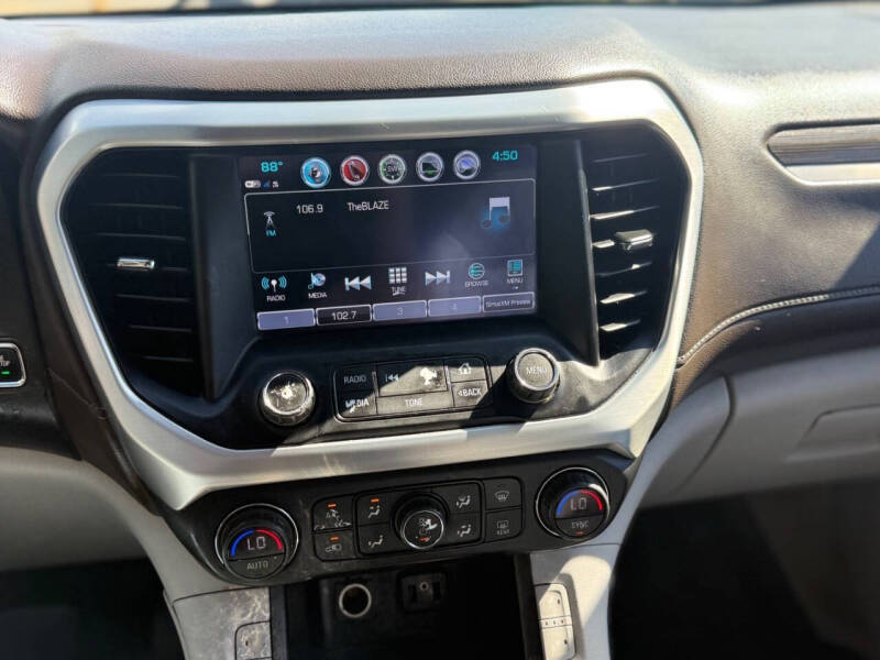 2019 GMC Acadia SLT-1