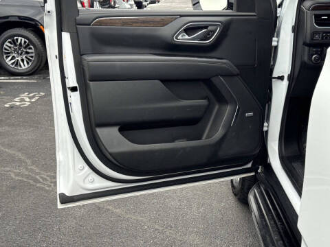 2023 Chevrolet Suburban Premier