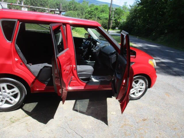 2010 Kia Soul +