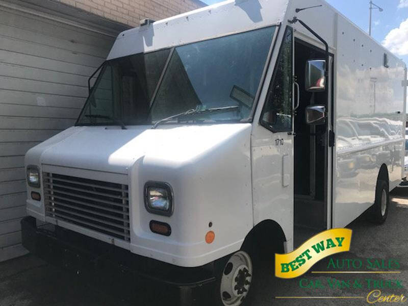 2011 Ford Econoline's photo