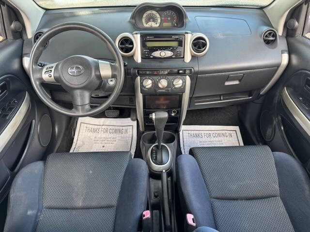 2006 Scion xA Base 4dr Hatchback w/Automatic 24