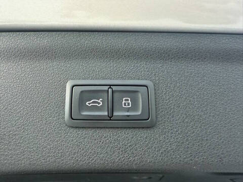 2016 Audi Q3 2.0T quattro Prestige