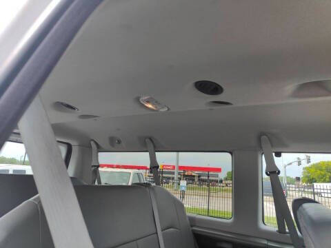2013 Ford E-Series E-350 SD XL