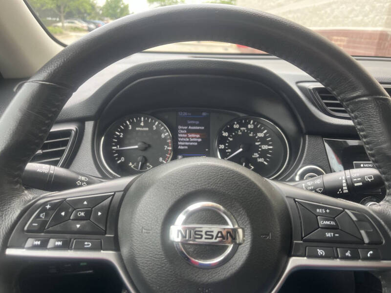 2018 Nissan Rogue SV