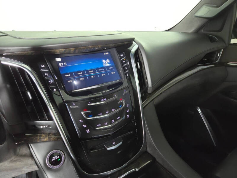 2015 Cadillac Escalade Platinum