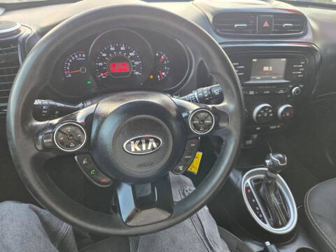 2016 Kia Soul +