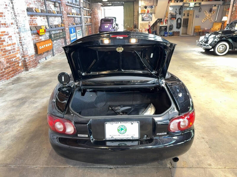 2002 Mazda MX-5 Miata