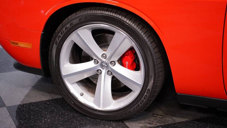 2008 Dodge Challenger SRT8