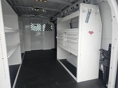 2025 Chevrolet Express 2500