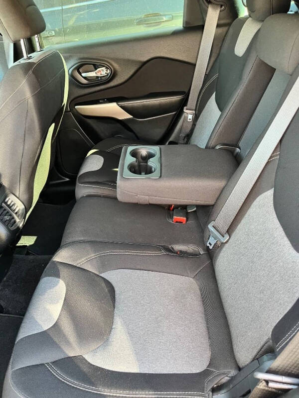 2018 Jeep Cherokee Latitude