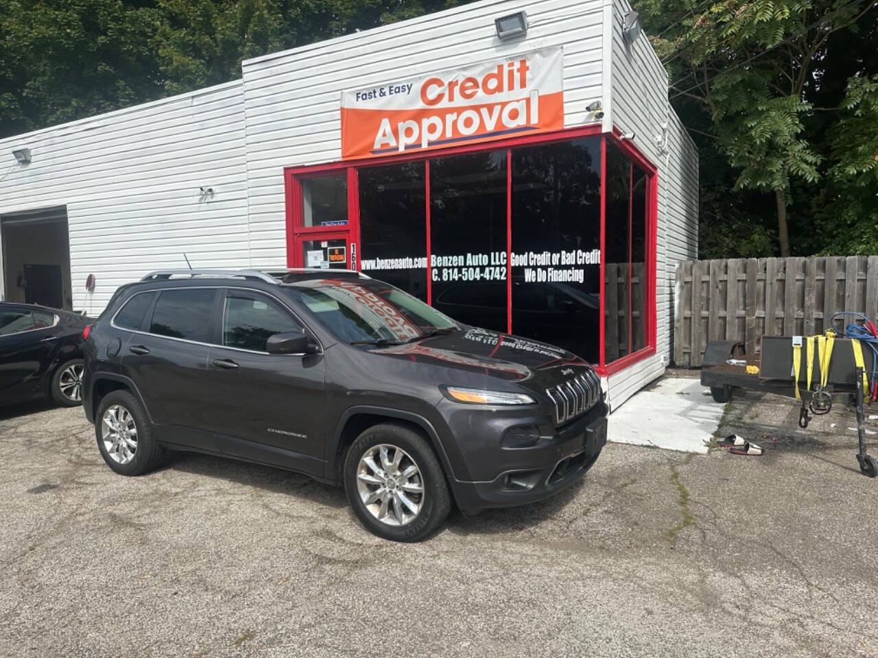 2014 Jeep Cherokee for sale at BENZEN AUTO LLC in Ashtabula, OH