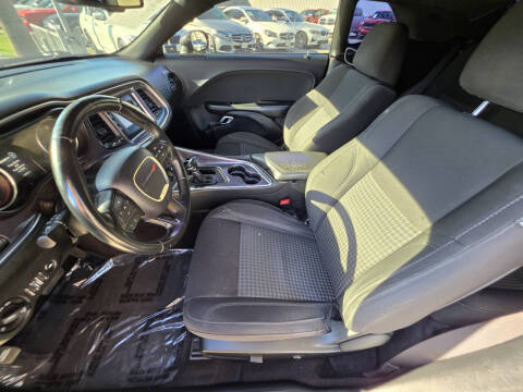 2017 Dodge Challenger