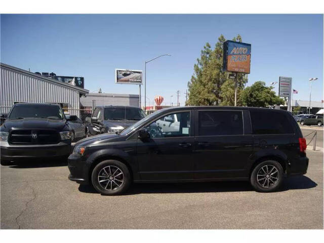 2019 Dodge Grand Caravan for sale at Auto Plaza in Fresno, CA