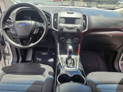 2016 Ford Edge SE