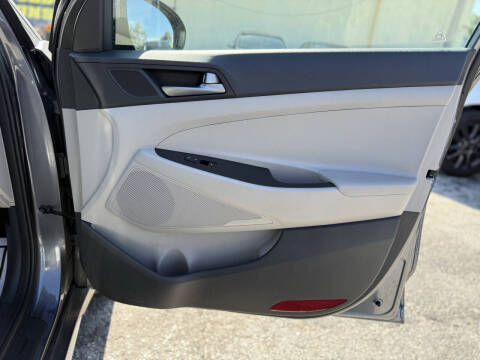 2017 Hyundai Tucson SE