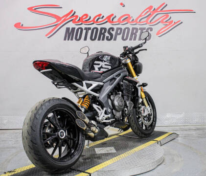 2022 Triumph Speed Triple 1200 RS