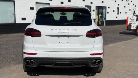 2017 Porsche Cayenne S