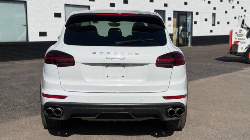 2017 Porsche Cayenne S