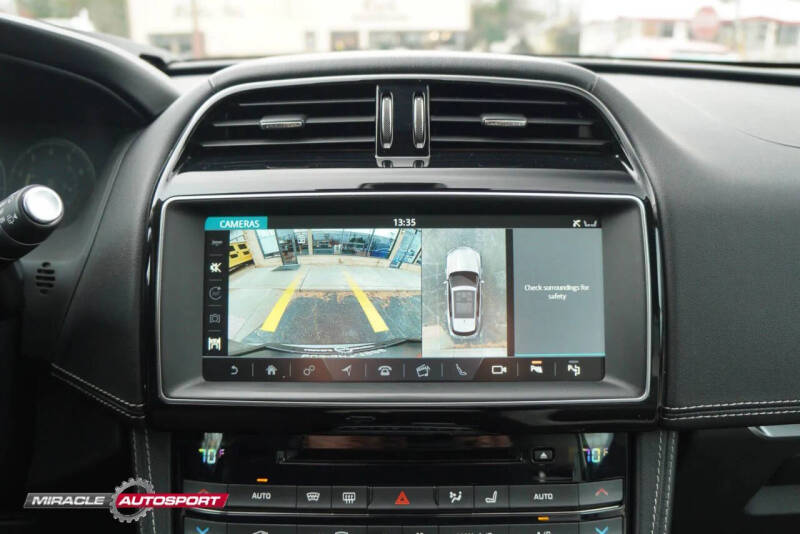 2018 Jaguar F-PACE S