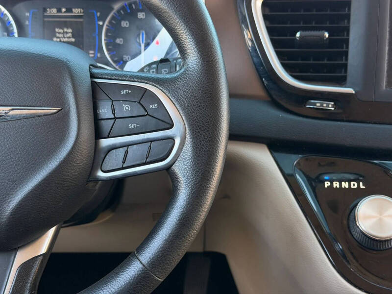 2021 Chrysler Voyager LXi