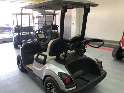 2017 Yamaha QuieTech Gas Golf Car - Silver