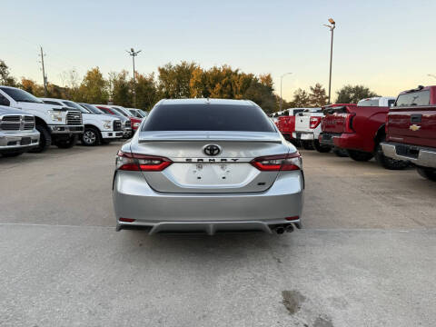 2022 Toyota Camry SE