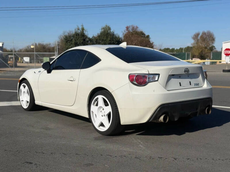 2016 Scion FR-S