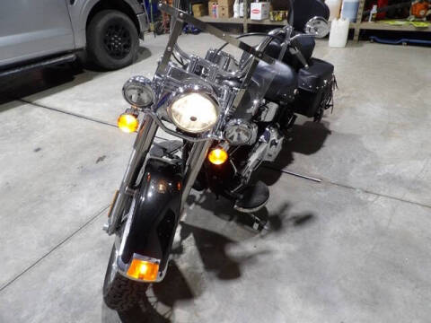 2017 Harley-Davidson FLSTC - HE