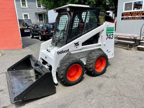 Bobcat 743