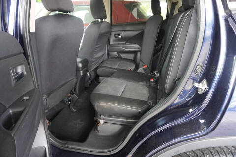 2018 Mitsubishi Outlander ES