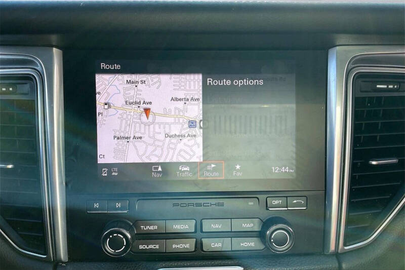 2018 Porsche Macan S