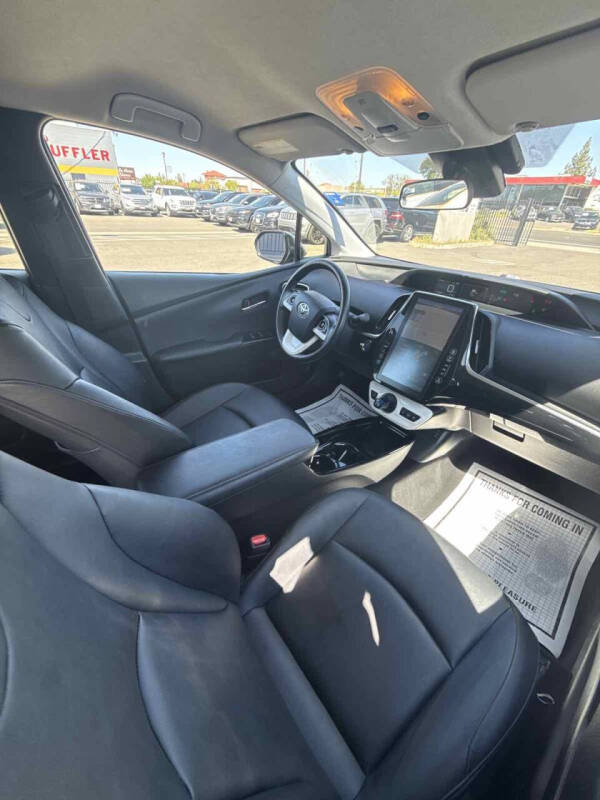 2017 Toyota Prius Prime Plus