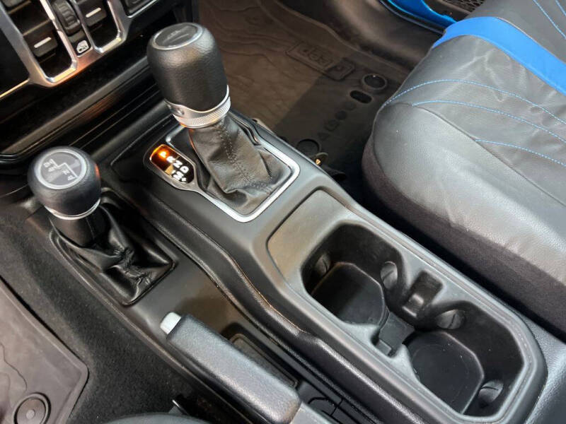 2022 Jeep Gladiator Willys