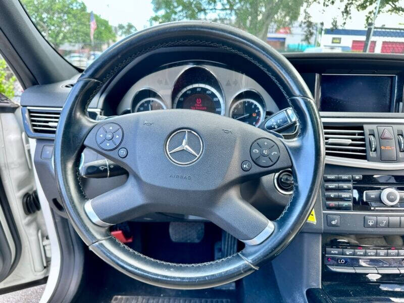 2011 MERCEDES-BENZ E-Class Sedan - $11,995