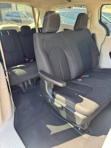 2018 Chrysler Pacifica L