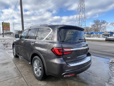 2024 Infiniti QX80 Luxe